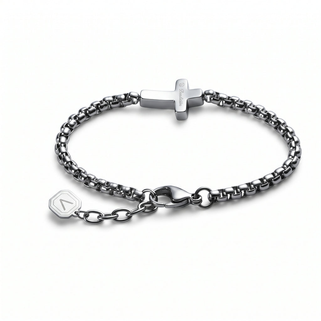 Contigo Curved Cross Bracelet
