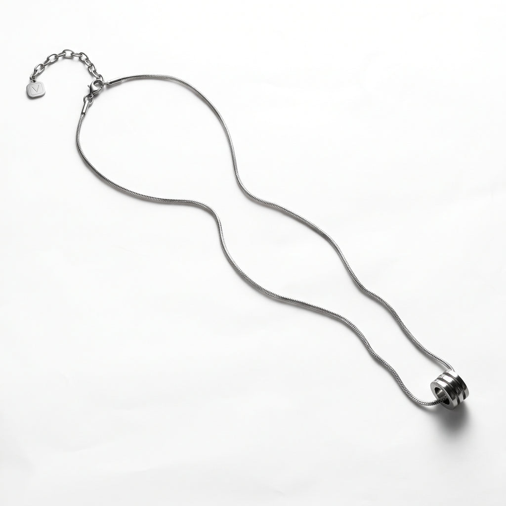 Siempre Bar Necklace