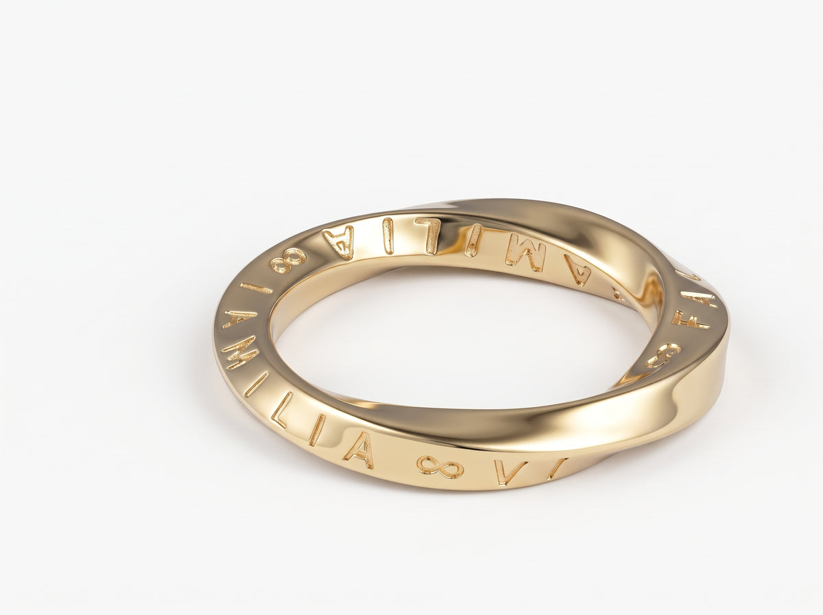 Siempre Engraved Ring