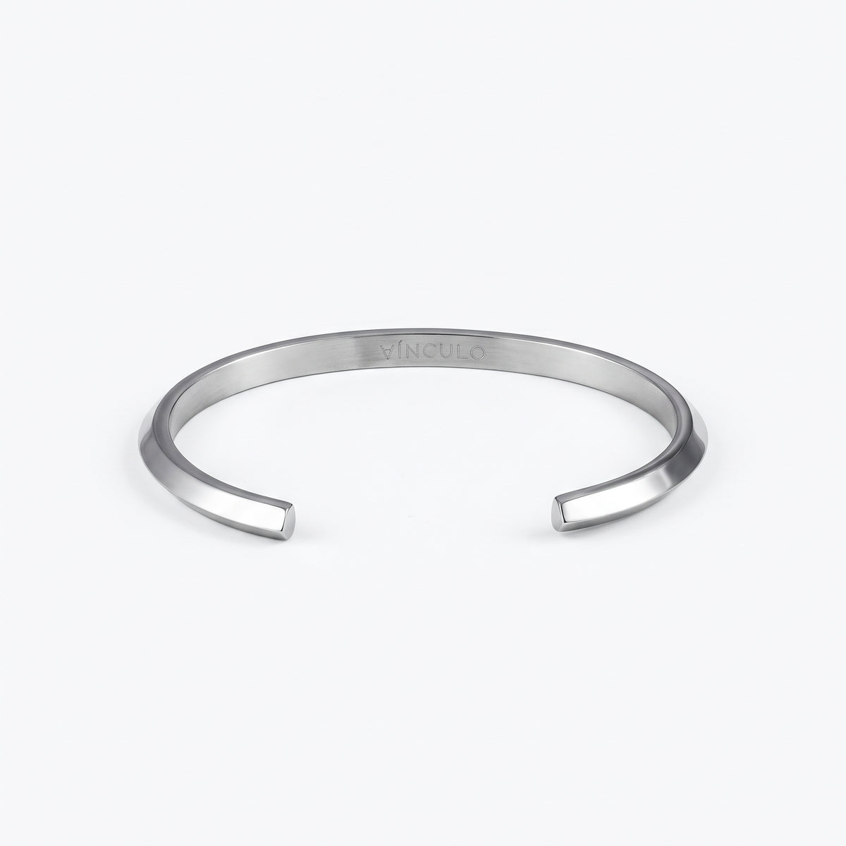 Pilar Bangle