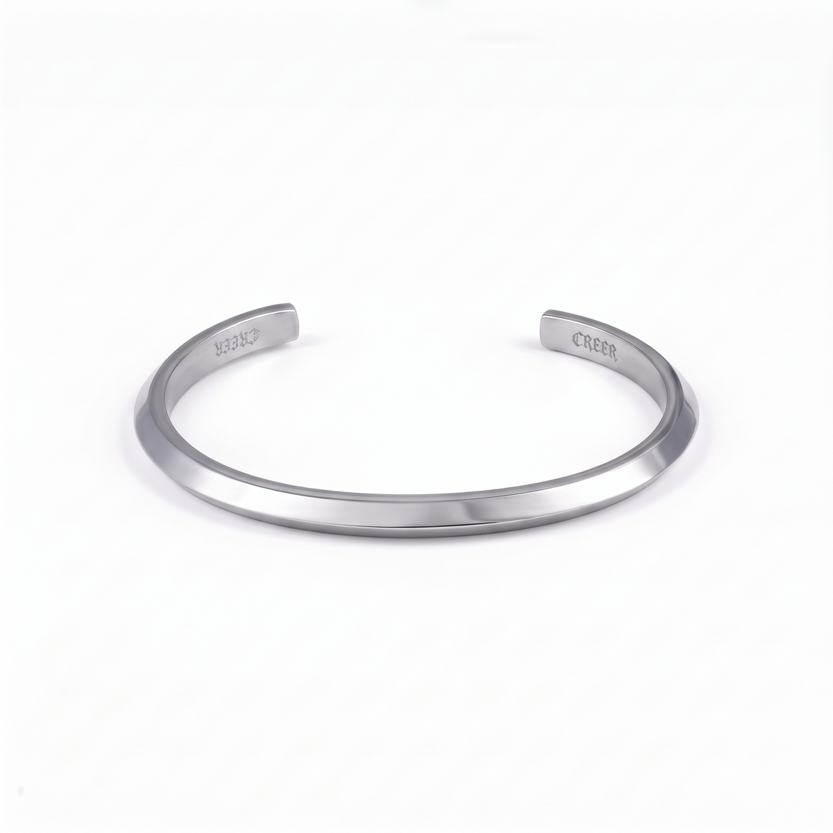 Pilar Bangle