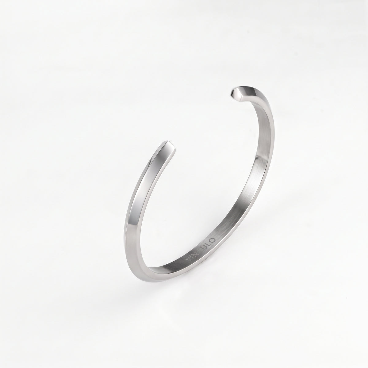 Pilar Bangle