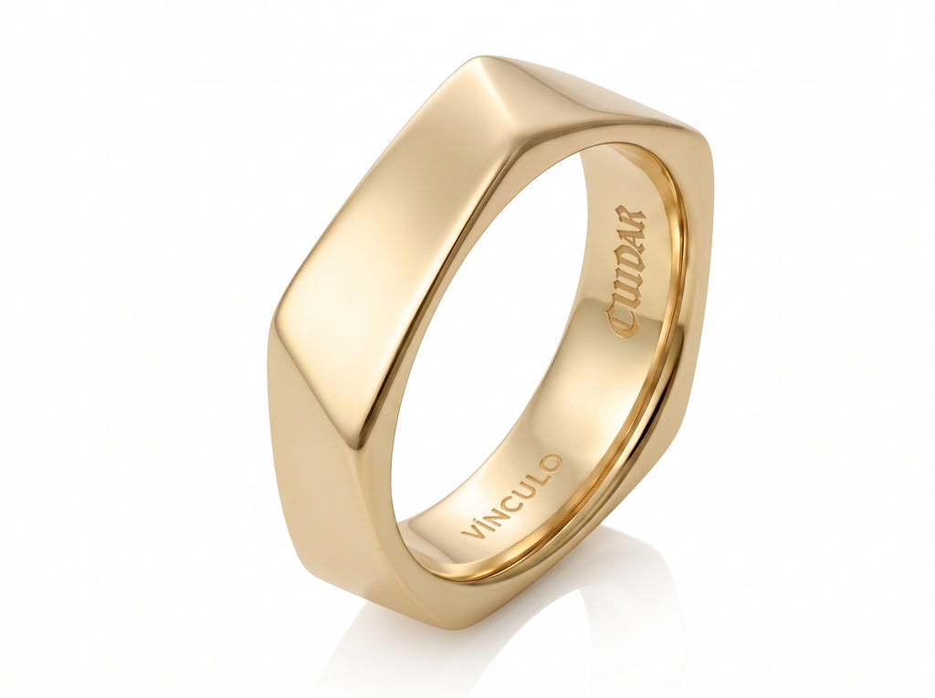 Pilar Pentagon Ring