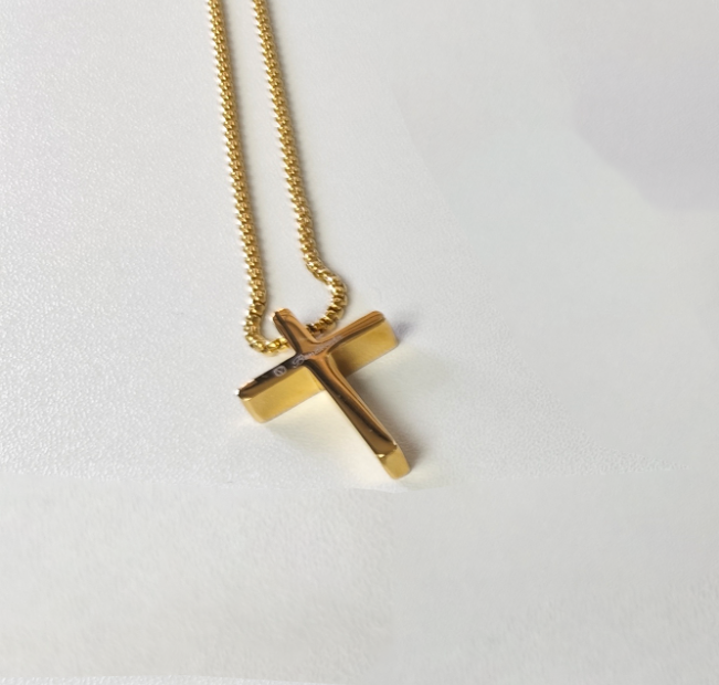 Contigo Slim Cross Necklace