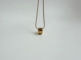 Hogar Pendant Necklace